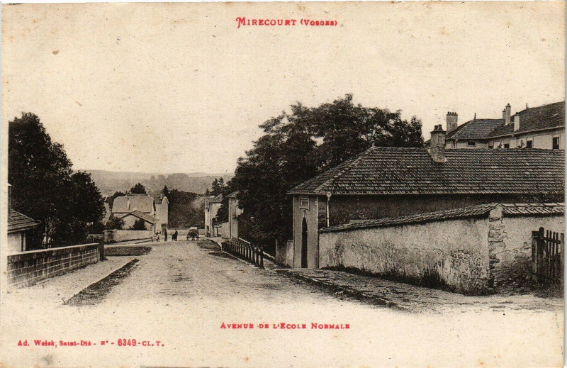 Carte postale ancienne Mirecourt - Avenue de L'Ecole Normale à Mirecourt