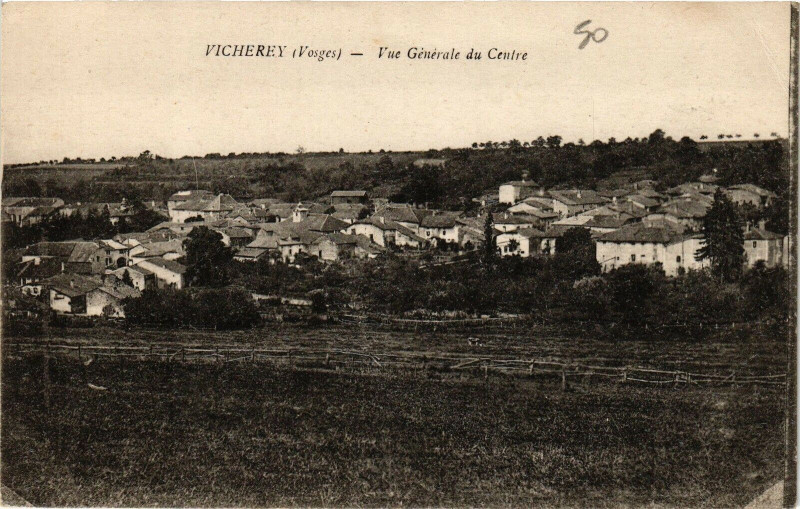 Carte postale ancienne Vicherey - Vue Générale du Centre à Vicherey