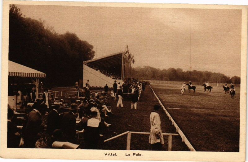 Carte postale ancienne Vittel-Le Polo à Vittel