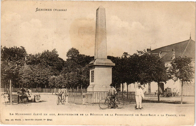 Carte postale ancienne Senones - Le Monument élevé en 1893 à Senones