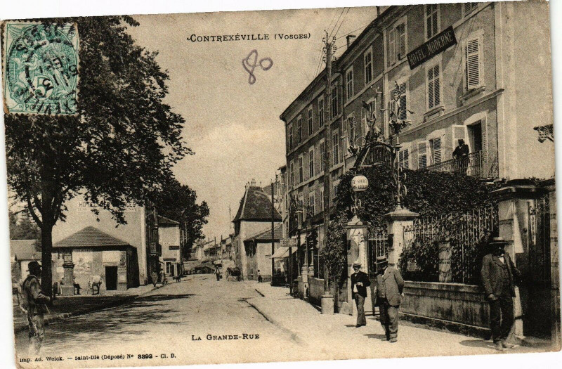 Carte postale ancienne Contrexeville-La Grande Rue à Contrexéville