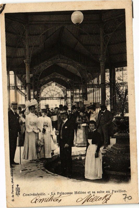 Carte postale ancienne Contrexeville - La Princesse Héléne et sa suite au Pavillon à Contrexéville