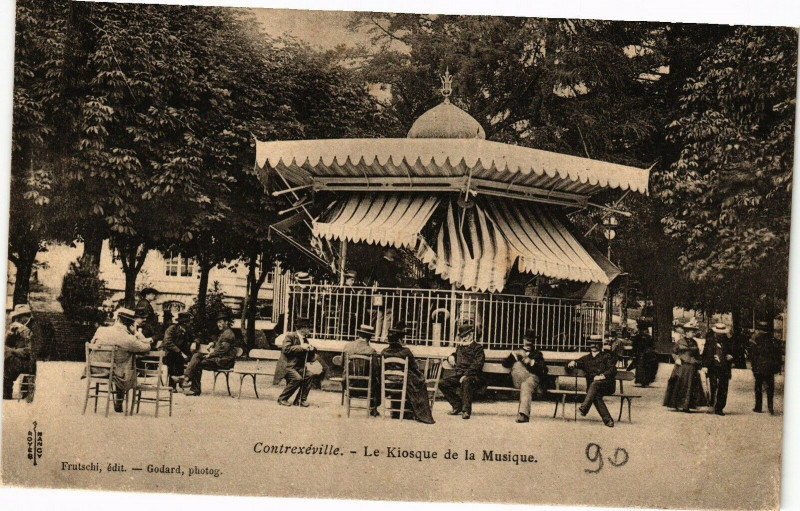 Carte postale ancienne Contrexeville - Le Kiosque de la Musique à Contrexéville