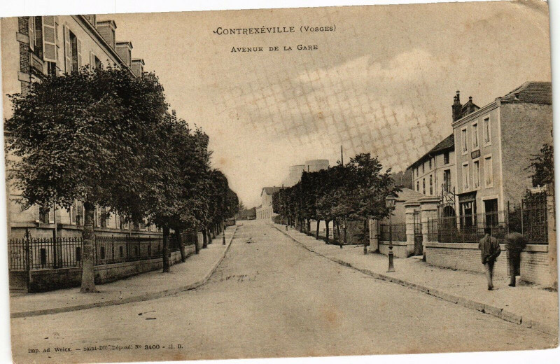 Carte postale ancienne Contrexeville - Avenue de la Gare à Contrexéville