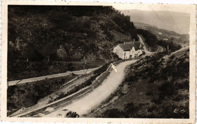Carte postale ancienne Le Thillot Le Col des Croix au Thillot