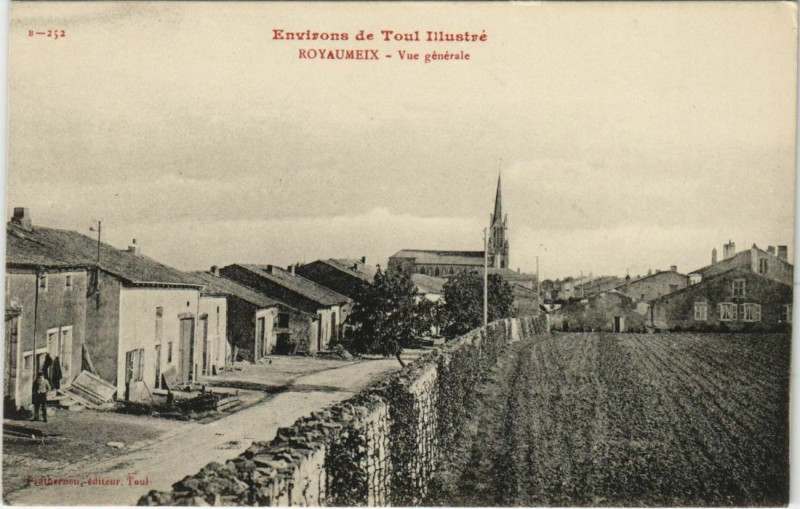 Carte postale ancienne Royaumeix Vue Generale à Royaumeix