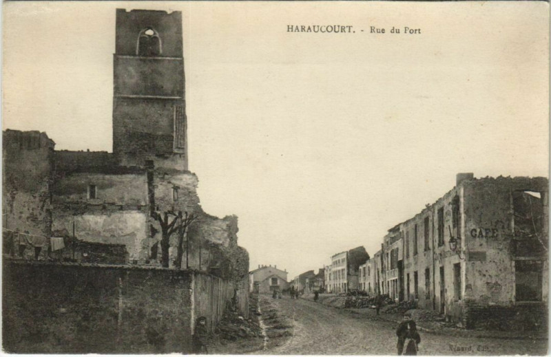 Carte postale ancienne Haraucourt Rue du Port à Haraucourt