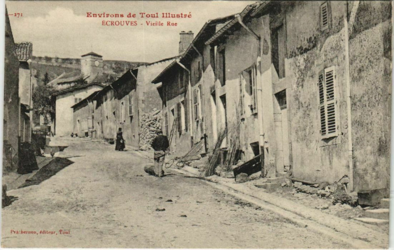 Carte postale ancienne Ecrouves Vicille Rue à Écrouves