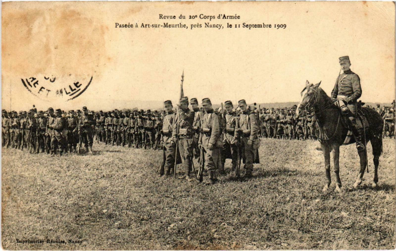 Carte postale ancienne Militaire Art-sur-Meurthe - Revue du 20e Corps d'Armée à Art-sur-Meurthe