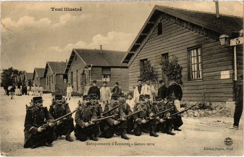 Carte postale ancienne Militaire Toul - Baraquements d'Ecrouves à Toul