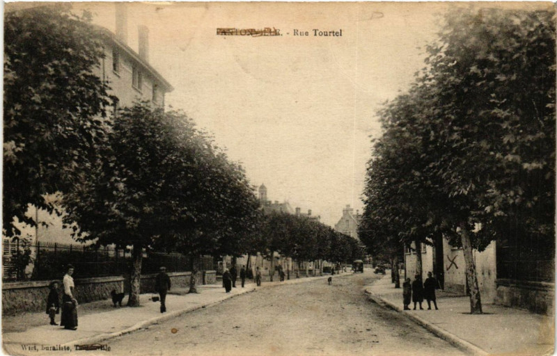Carte postale ancienne Tantonville - Rue Tourtel à Tantonville