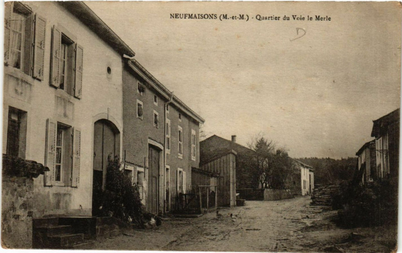 Carte postale ancienne Neufmaisons - Quartier du Voie le Merle à Neufmaisons
