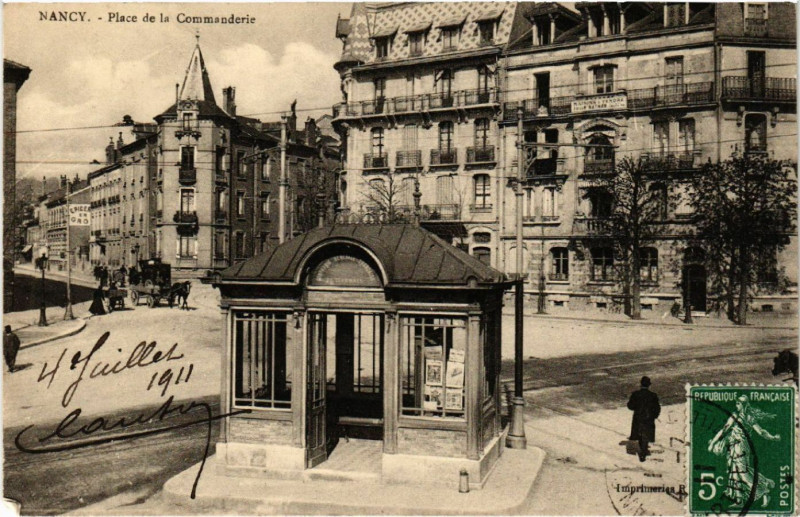 Carte postale ancienne Nancy - Place de la Commanderie à Nancy