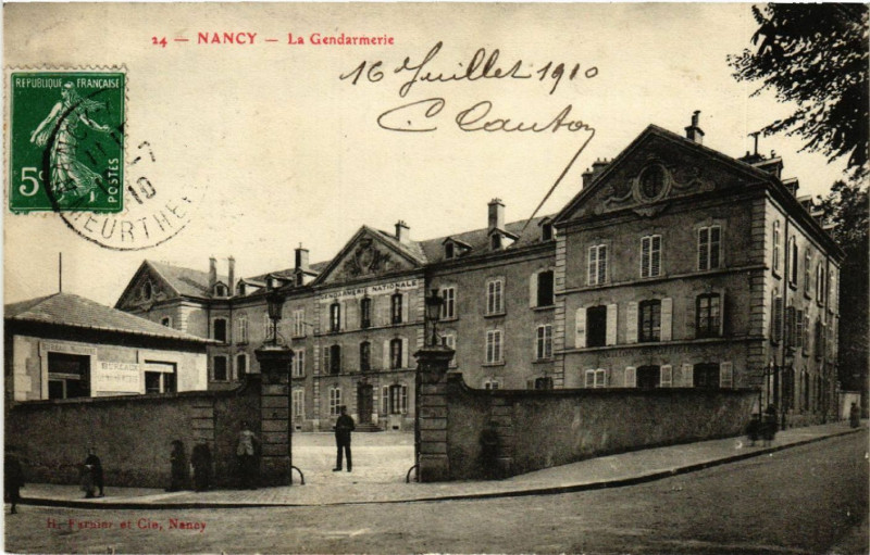Carte postale ancienne Nancy - La Gendarmerie à Nancy