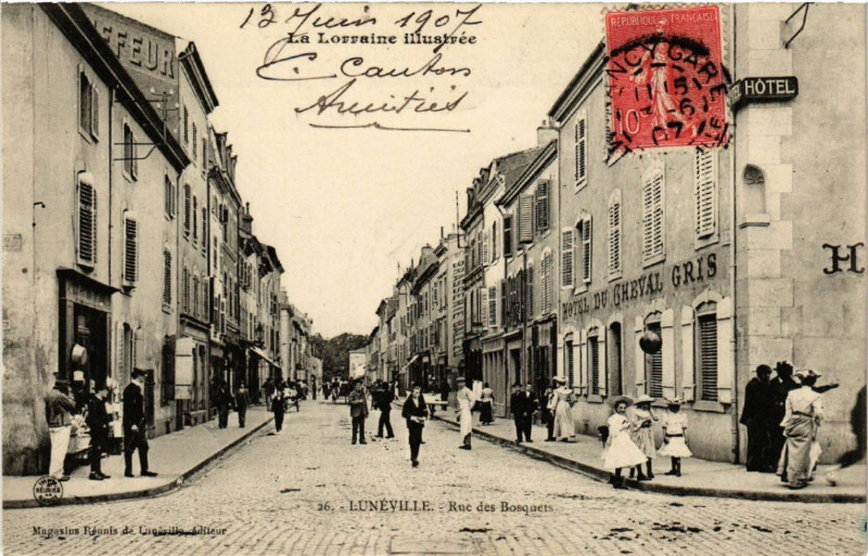 Carte postale ancienne Luneville - Lunéville - Rue des Bosquets à Lunéville