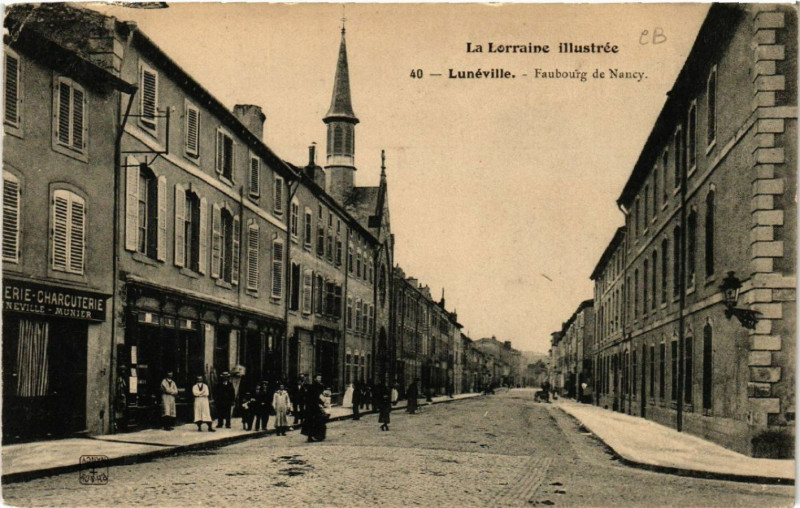 Carte postale ancienne Luneville - Lunéville - Faubourg de Nancy à Lunéville