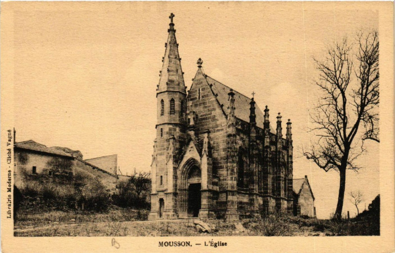 Carte postale ancienne Mousson - L'Eglise à Mousson