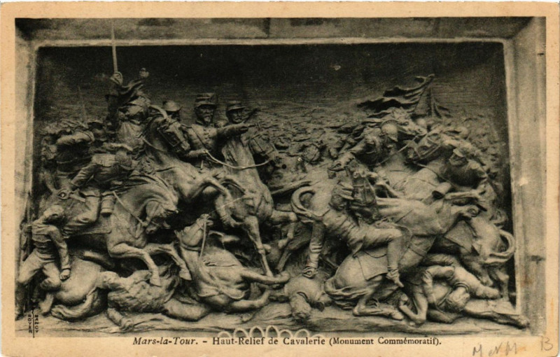 Carte postale ancienne Mars-la-Tour - Haut-Relief de Cavalerie - Monument Commémoratif à Mars-la-Tour