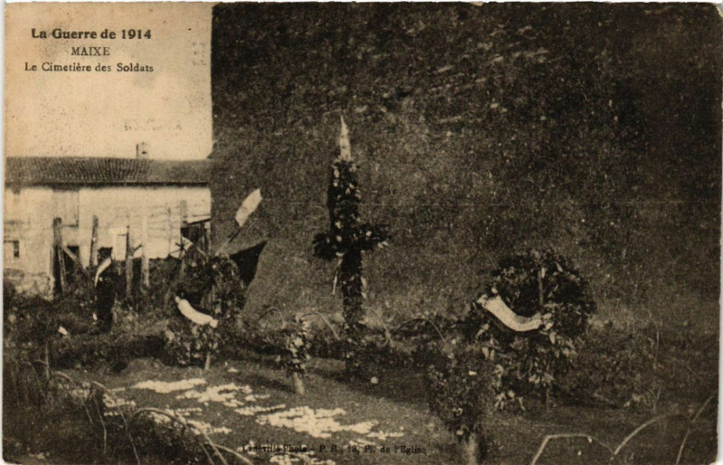 Carte postale ancienne Maixe - Le Cimetiere des Soldats à Maixe