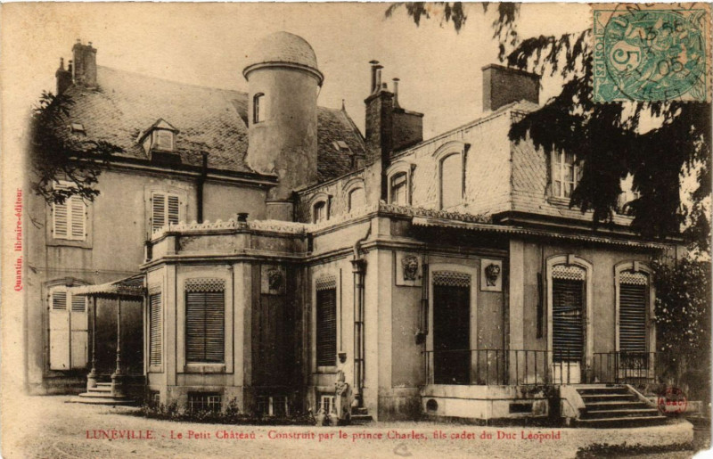 Carte postale ancienne Luneville - Lunéville - Le Petit Chateau à Lunéville