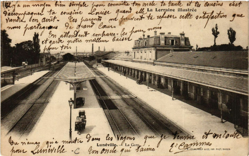 Carte postale ancienne Luneville - Lunéville - La Gare à Lunéville