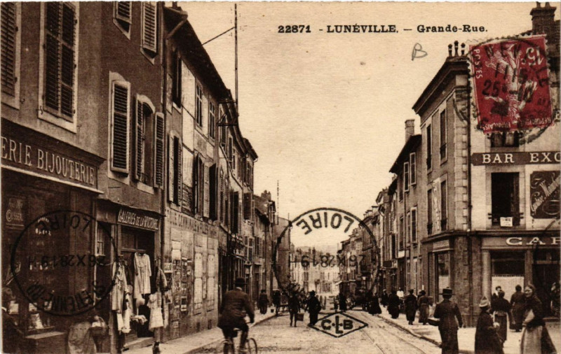 Carte postale ancienne Luneville - Lunéville - Grande-Rue à Lunéville
