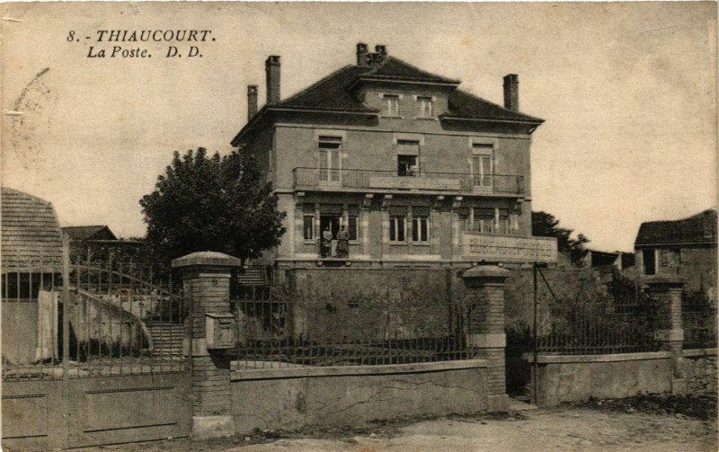 Carte postale ancienne Thiaucourt - La Poste