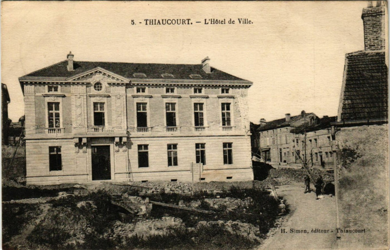 Carte postale ancienne Thiaucourt - L'Hotel de Ville