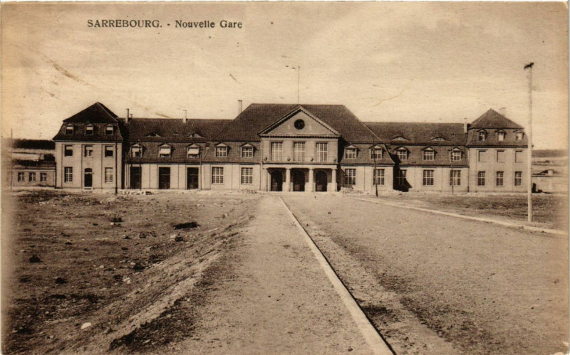 Carte postale ancienne Sarrebourg - Nouvelle Gare