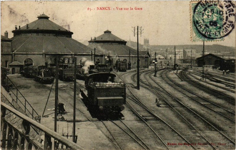 Carte postale ancienne Nancy - Vue sur la Gare à Nancy