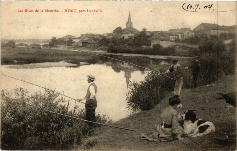 Carte postale ancienne Mont - prés Luneville - Les Rives de la Meurthe à Lunéville