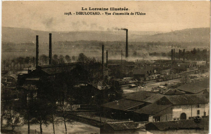 Carte postale ancienne Dieulouard - Vue d'ensemble de l'Usine à Dieulouard