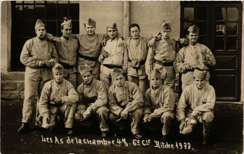 Carte postale ancienne Bitche - Soldats - Scene