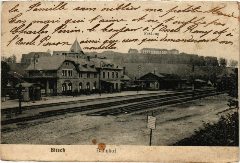 Carte postale ancienne Bitche - Bitsch - La Gare - Bahnhof
