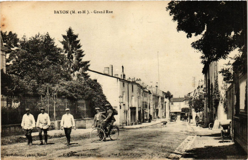 Carte postale ancienne Bayon - Grand Rue à Bayon