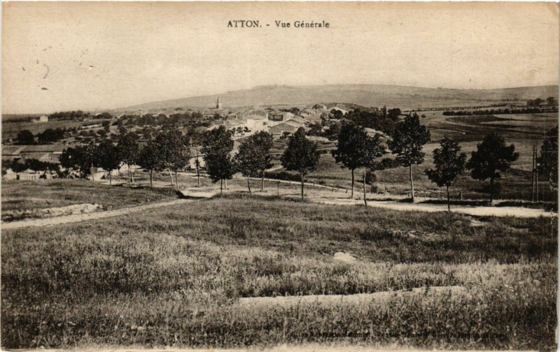 Carte postale ancienne Atton - Vue Generale d'Atton à Atton