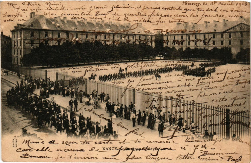 Carte postale ancienne Nancy - Caserne Thiry à Nancy