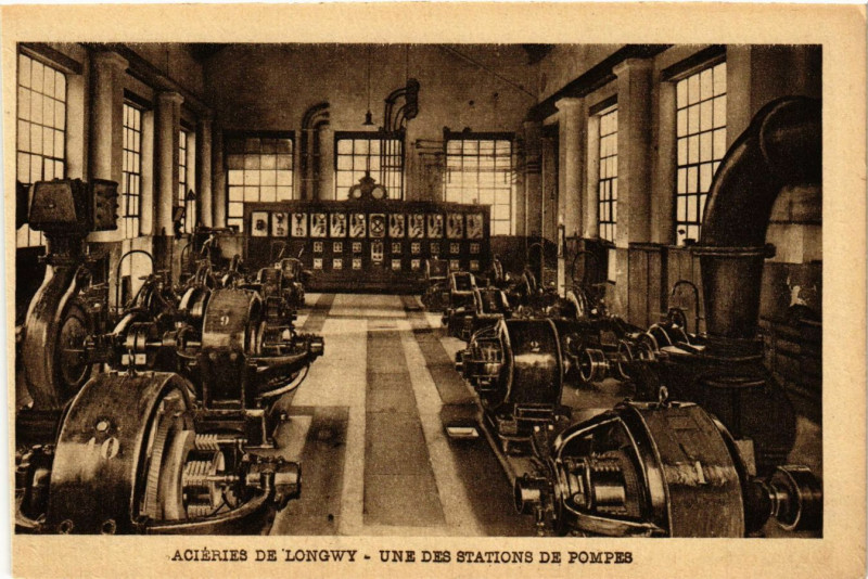 Carte postale ancienne Longwy - Aciereis de Longwy - Une des Stations de Pompes à Longwy