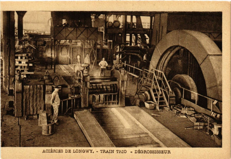 Carte postale ancienne Longwy - Aciereis de Longwy - Train Trio - Degrossisseur à Longwy