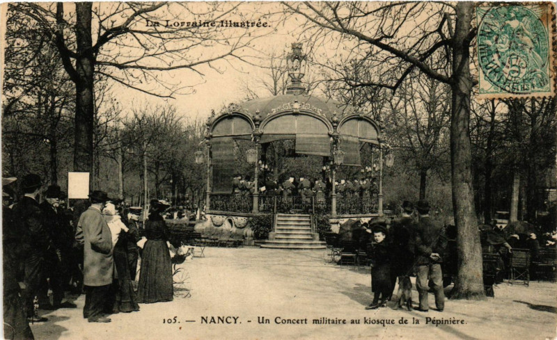 Carte postale ancienne Un concert Militaire