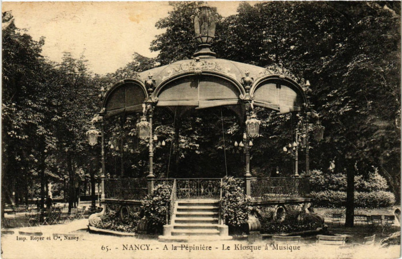 Carte postale ancienne Nancy - Le Kiosque a Musique à Nancy