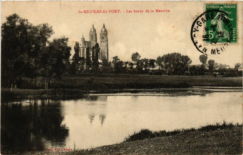 Carte postale ancienne Saint-Nicolas du Port - Les bords de la Mourthe