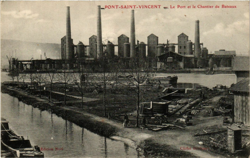 Carte postale ancienne Point Saint Vincent - Le Port et le Chantier
