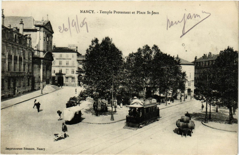 Carte postale ancienne Nancy - Temple Protestant et Place-Jean à Nancy