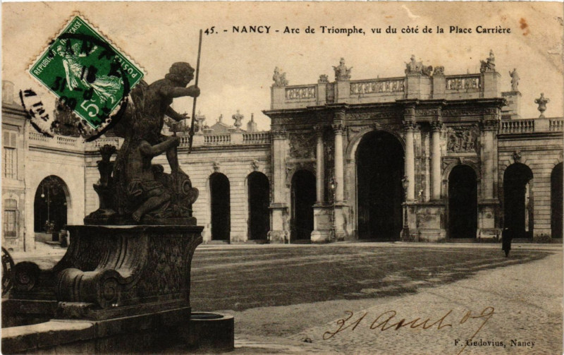 Carte postale ancienne Nancy - Arc deTriomphe à Nancy