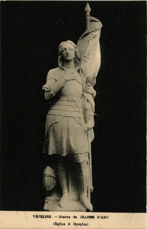 Carte postale ancienne Vezelise - Statue de Jeanne à Vézelise