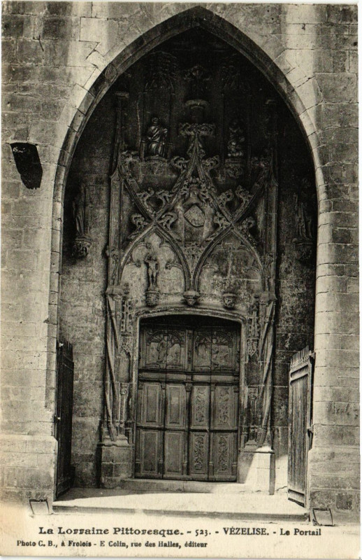 Carte postale ancienne Vezelise - Le Portail à Vézelise