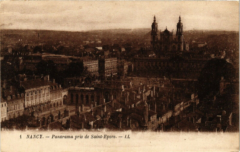 Carte postale ancienne Nancy-Panorama pris de Saint Epvre à Nancy