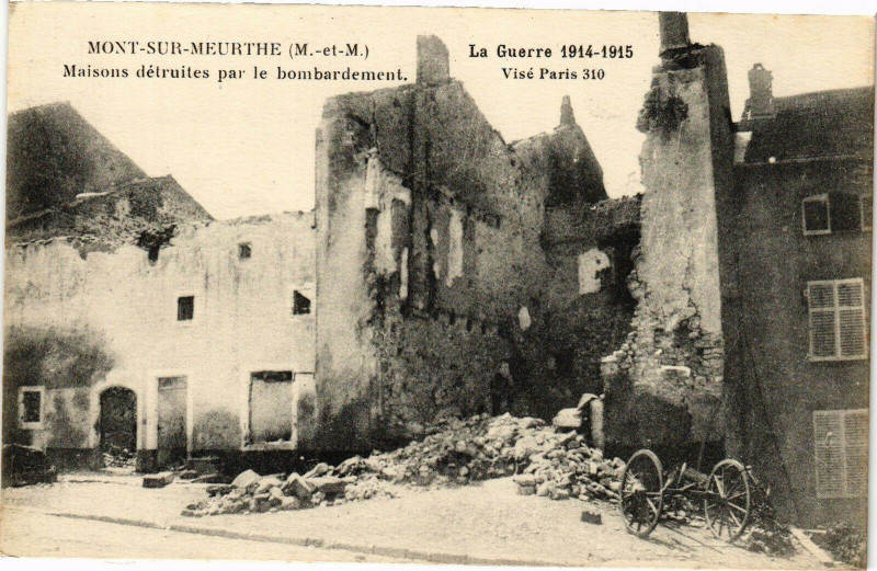 Carte postale ancienne Mont sur Meurthe-Maisons détruites par le bombardement à Mont-sur-Meurthe