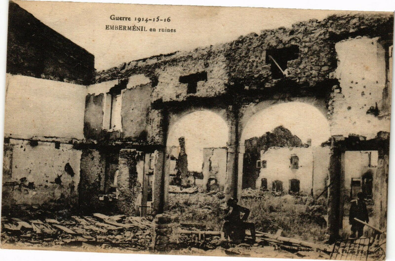 Carte postale ancienne Emberménil en ruines à Emberménil